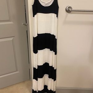 Long Black and white Maxi dress
